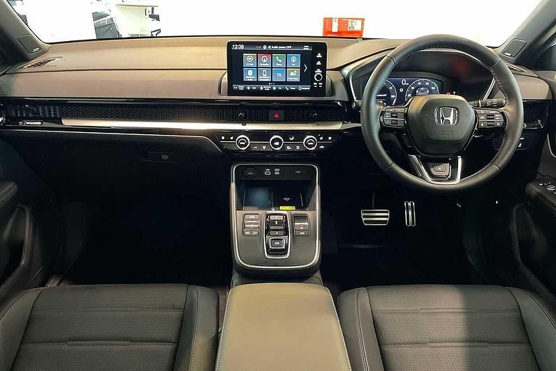 Used Honda CR-V Advance 184 HP (135 kW) 2024 White SUV