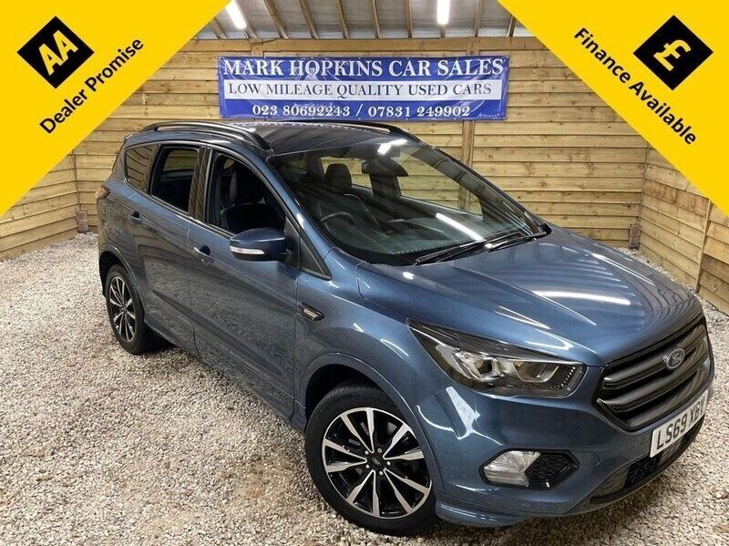 Blue Used 2019 Ford Kuga ST-Line SUV | £18,995 (A bit pricey) - Image 1/3