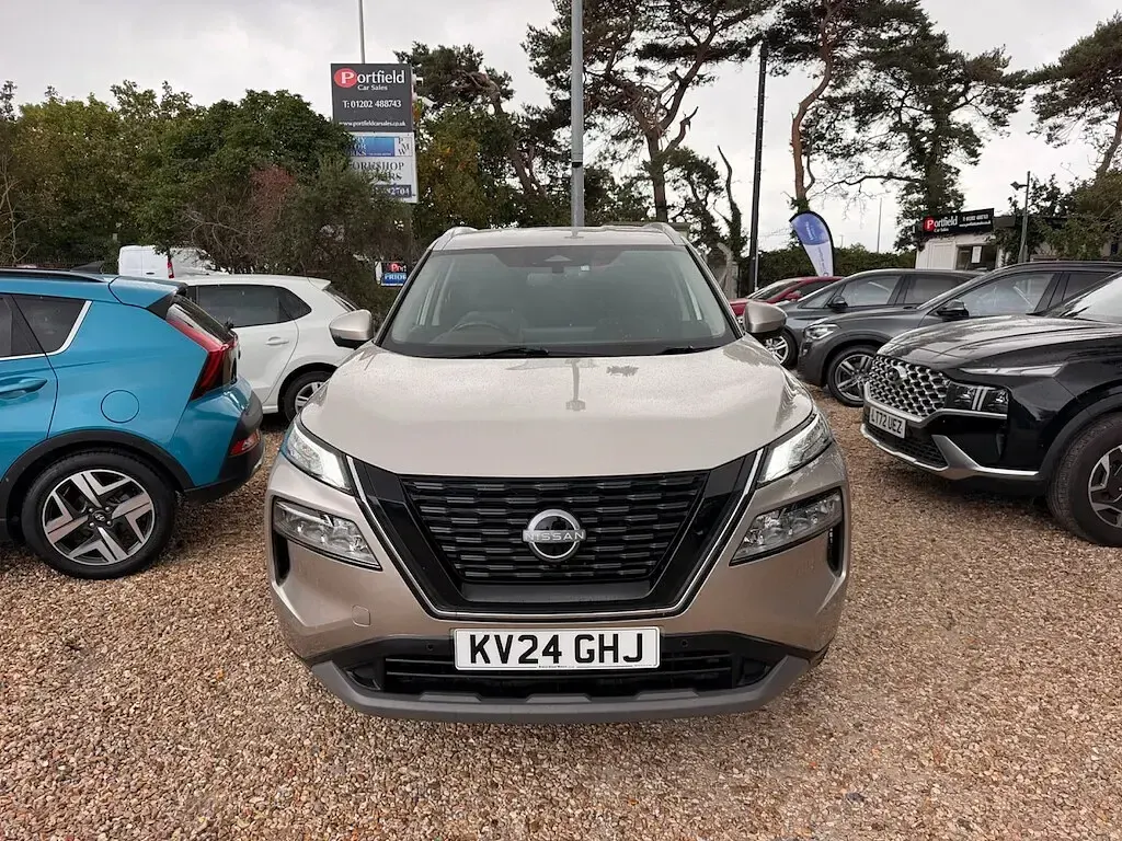 Used Nissan X-Trail N-Connecta 213 HP (156 kW) 2024 Silver SUV