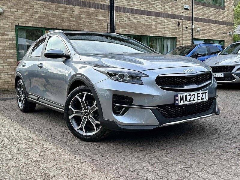 Silver Used 2022 Kia XCeed 3 SUV | £15,280 (Fair price) - Image 1/4