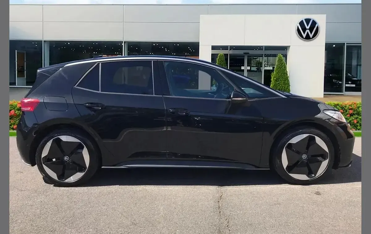 Used VW ID.3 Pro 150 kW (204 HP) 2024 Black Hatchback