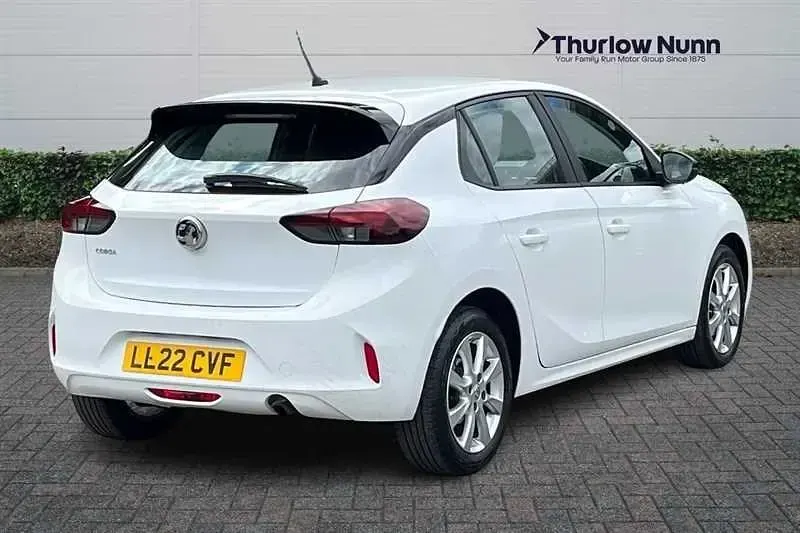 Używany Vauxhall Corsa Edition 100 KM (73 kW) 2022 Biały Hatchback