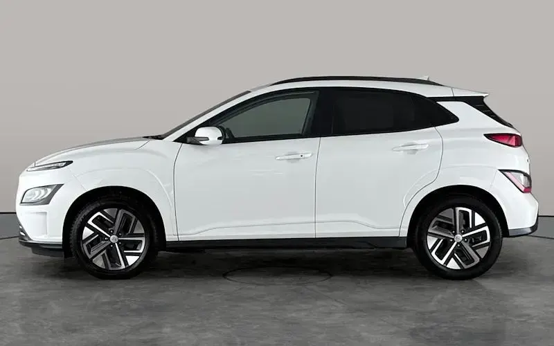Used Hyundai Kona Premium 150 kW (204 HP) 2022 White SUV