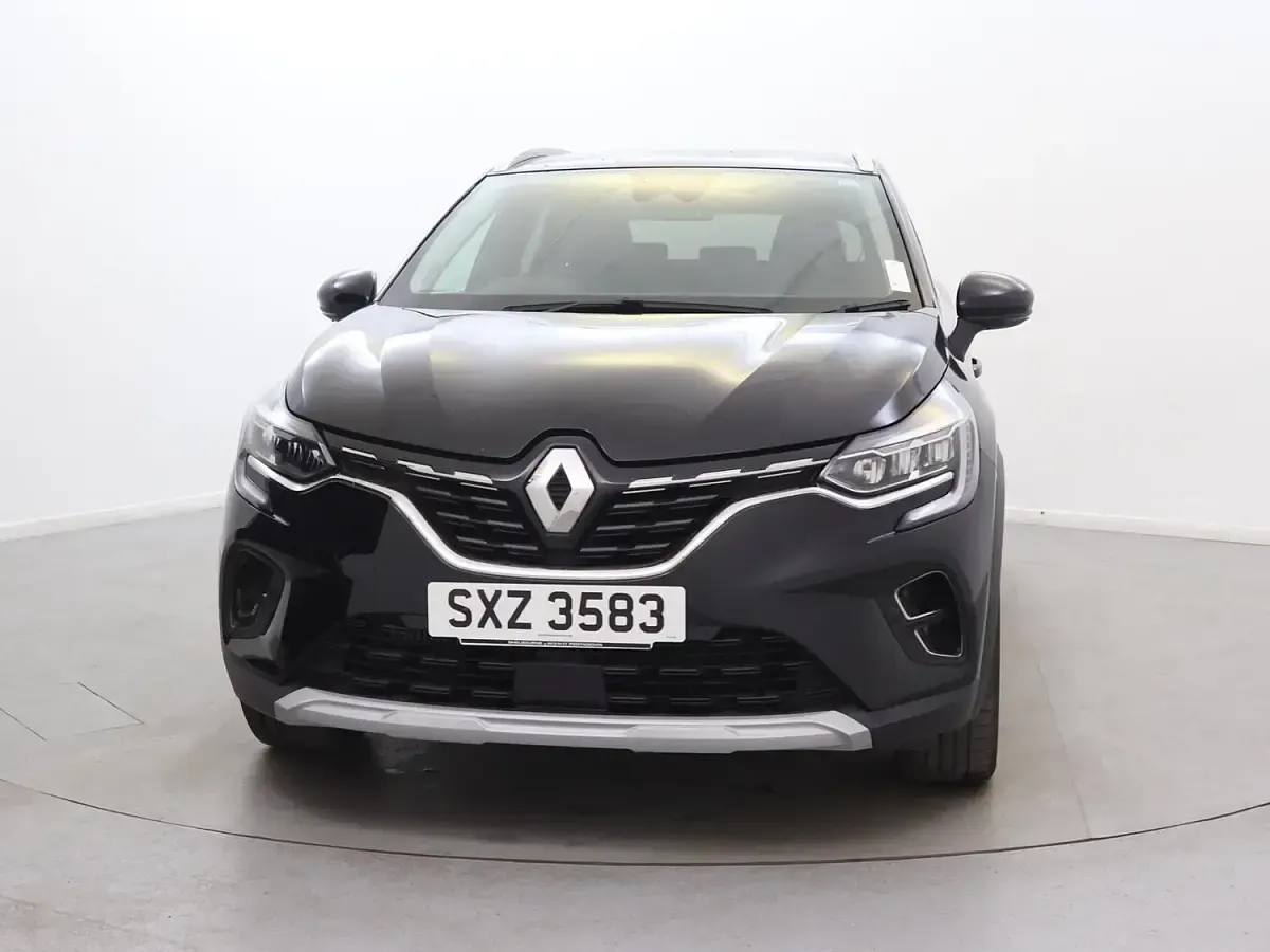 Used Renault Captur Techno 91 HP (66 kW) 2023 Black SUV