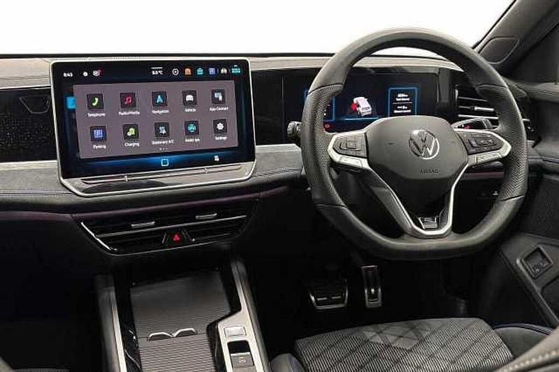 Used VW Passat 272 HP (200 kW) 2025 Estate