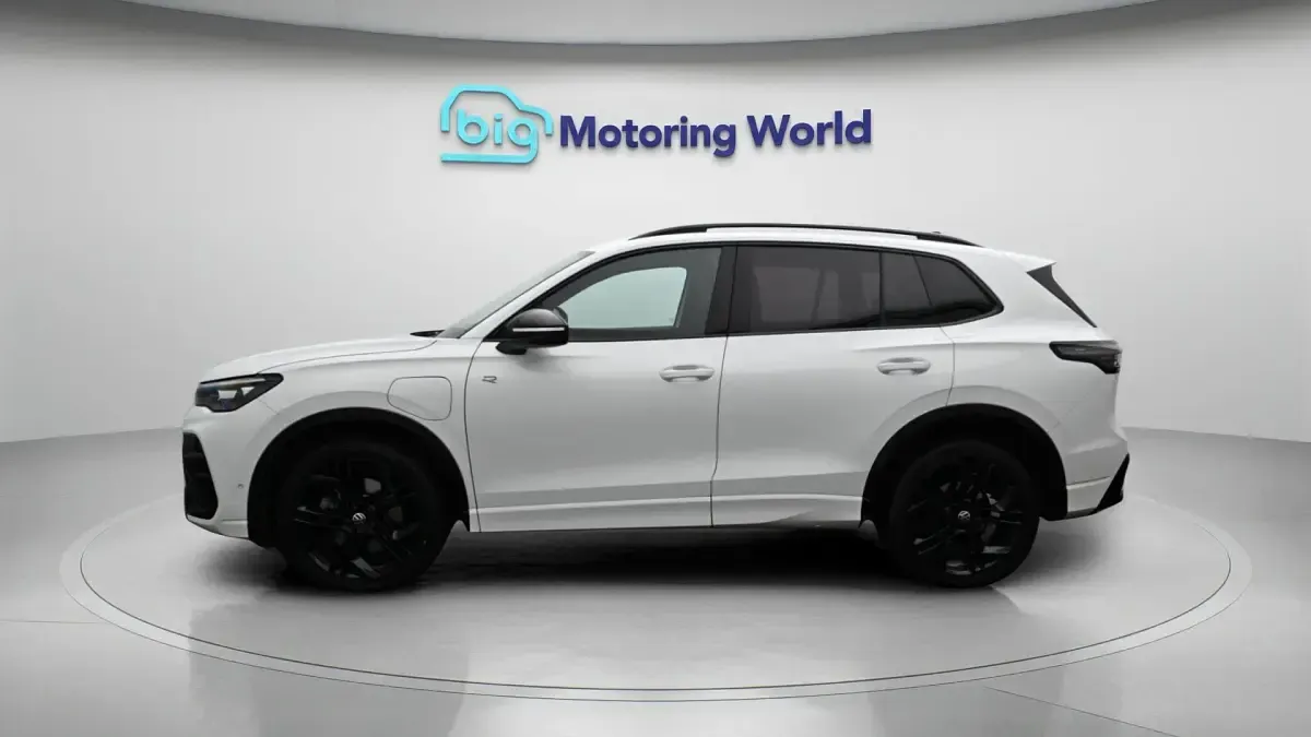 Used VW Tiguan R-line 204 HP (150 kW) 2024 White SUV