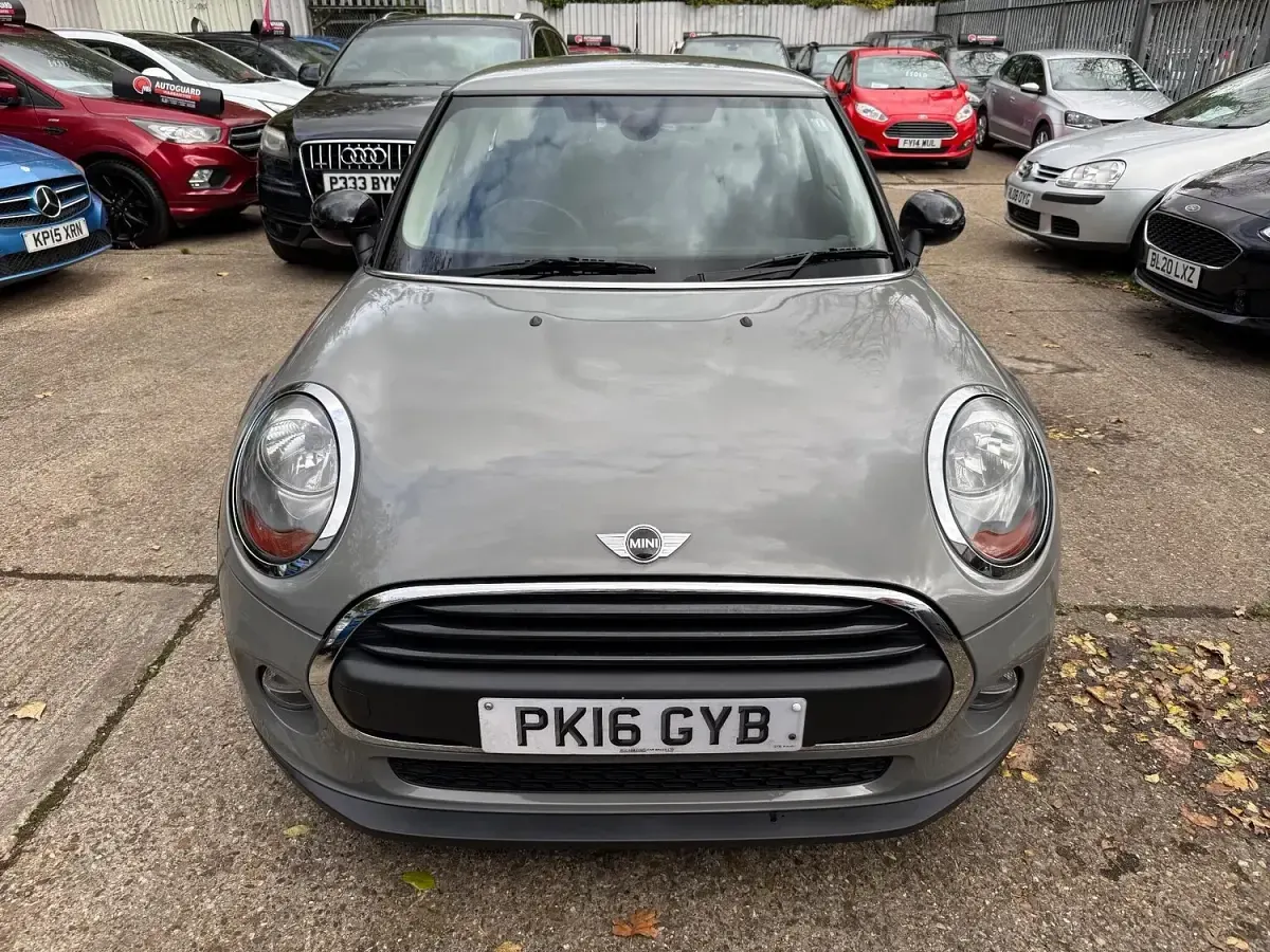 Used Mini ONE Hatch 102 HP (75 kW) 2016 Grey Hatchback