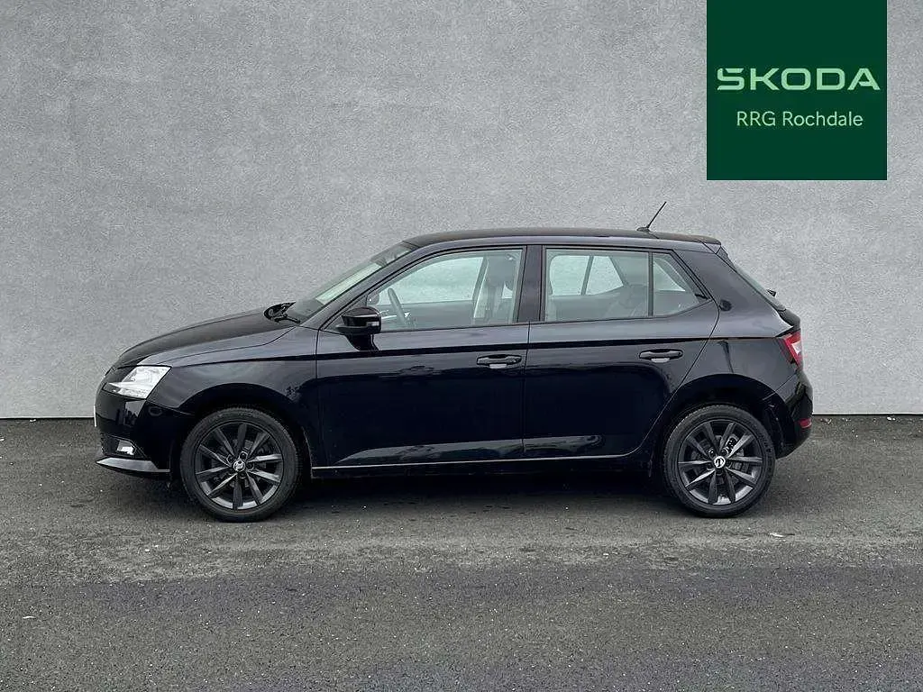 Used Skoda Fabia Colour Edition 94 HP (69 kW) 2021 Crystal black metallic Hatchback
