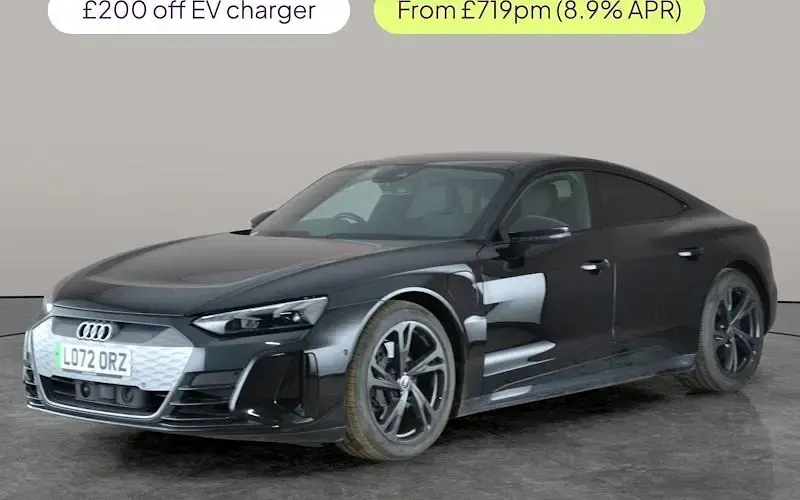 Used Audi e-tron GT quattro Design 389 kW (530 HP) 2024 Sedan
