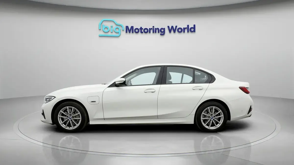 Used BMW 330 288 HP (211 kW) 2022 Sedan