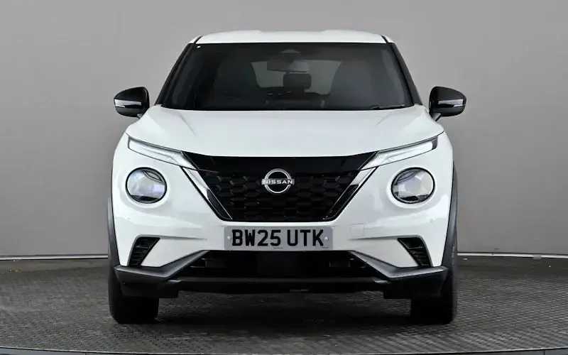 Used Nissan Juke N-Connecta 143 HP (105 kW) 2025 White SUV