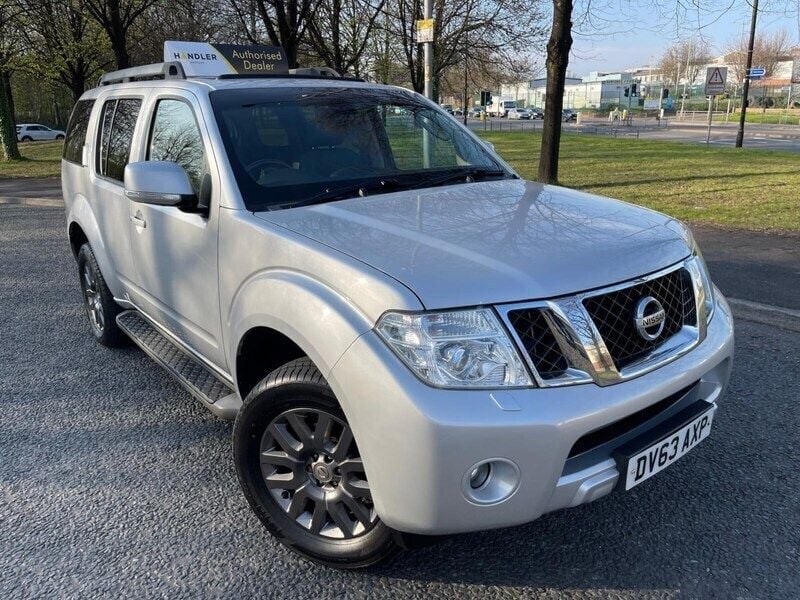 Silver Used 2013 Nissan Pathfinder Tekna SUV | £14,995 - Image 1/4
