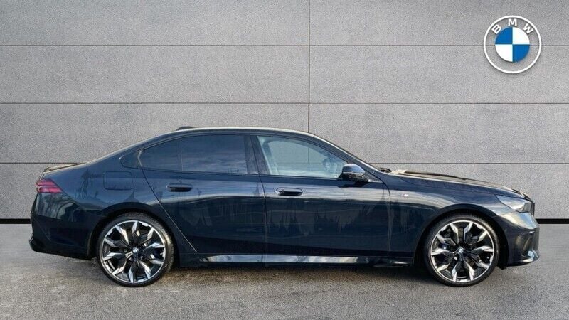 Used BMW 520 M Sport 205 HP (150 kW) 2024 Black