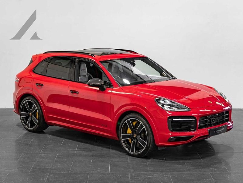 Red Used 2023 Porsche Cayenne SUV | £81,995 (A bit pricey) - Image 1/4