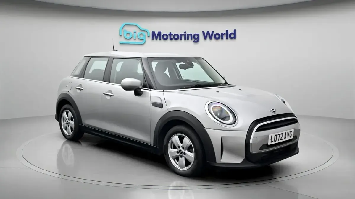 Used Mini Cooper Classic 136 HP (100 kW) 2022 Hatchback