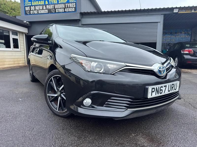 Black Used 2017 Toyota Auris Hybrid Design Hatchback | £9,495 (Fair price) - Image 1/3