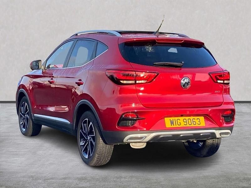 Used MG ZS Exclusive 2023 Red SUV
