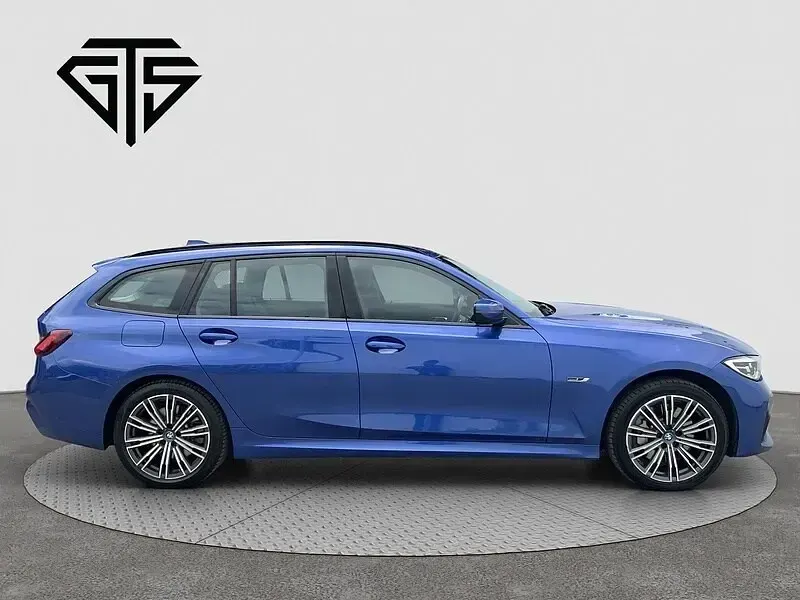 Used BMW 330e M Sport 292 HP (214 kW) 2022 Blue Estate