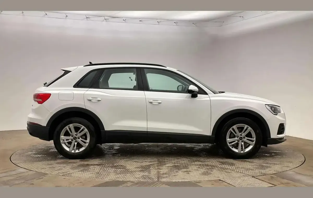 Used Audi Q3 Design 150 HP (110 kW) 2023 White SUV