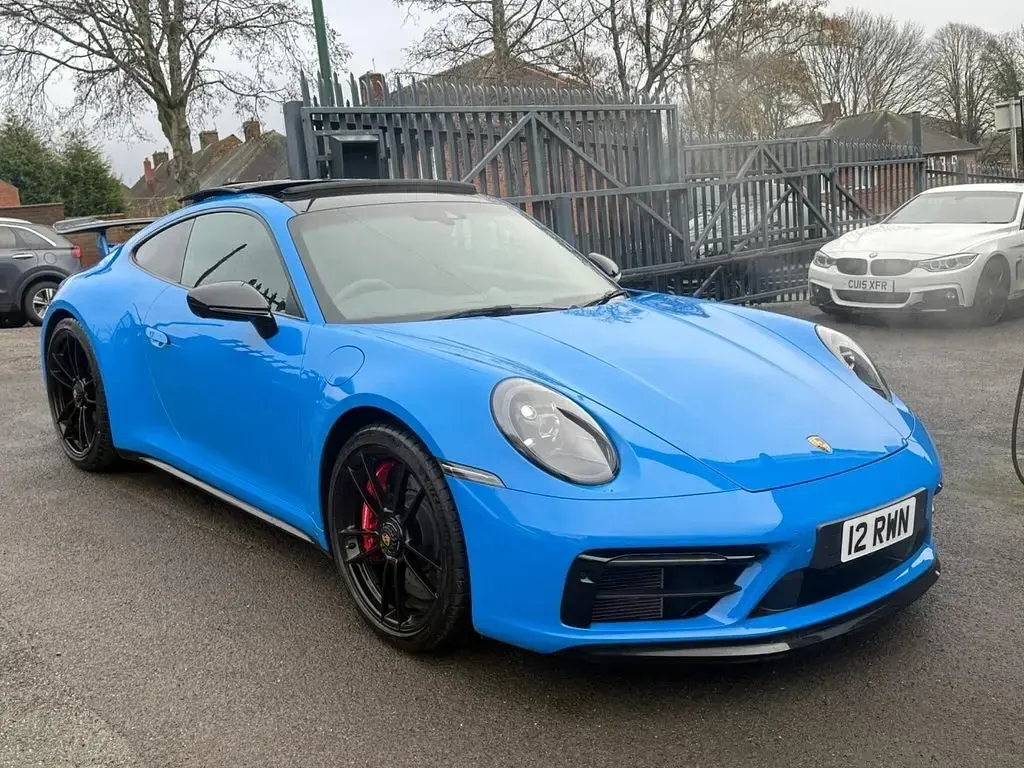Usado Porsche 911 Carrera GTS 480 HP (353 kW) 2024 Azul Coupé