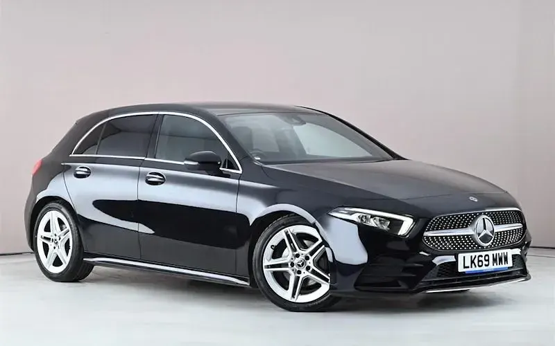 Usado Mercedes A180 AMG line 116 HP (85 kW) 2019 Citadino
