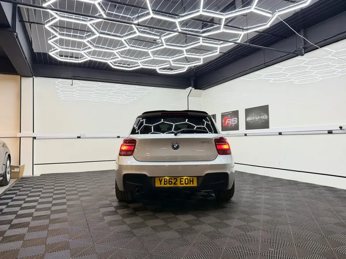 Used BMW 118 M Sport 143 HP (105 kW) 2012 Silver Hatchback