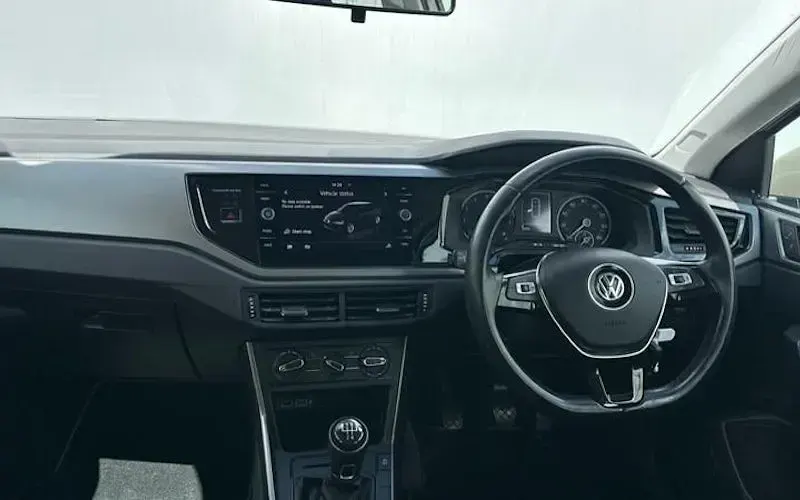 Used VW Polo SE 95 HP (69 kW) 2020 Hatchback