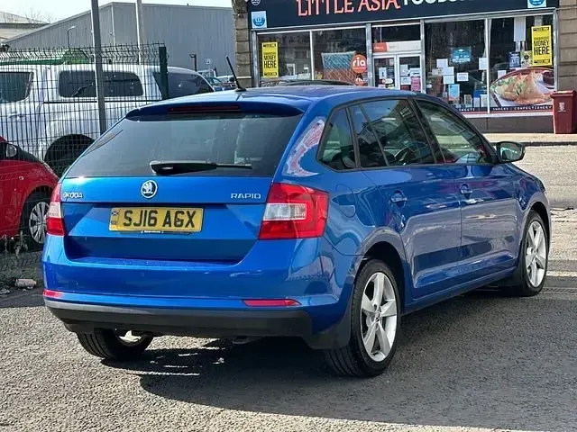 Used Skoda Rapid SE 110 HP (80 kW) 2016 Blue Hatchback