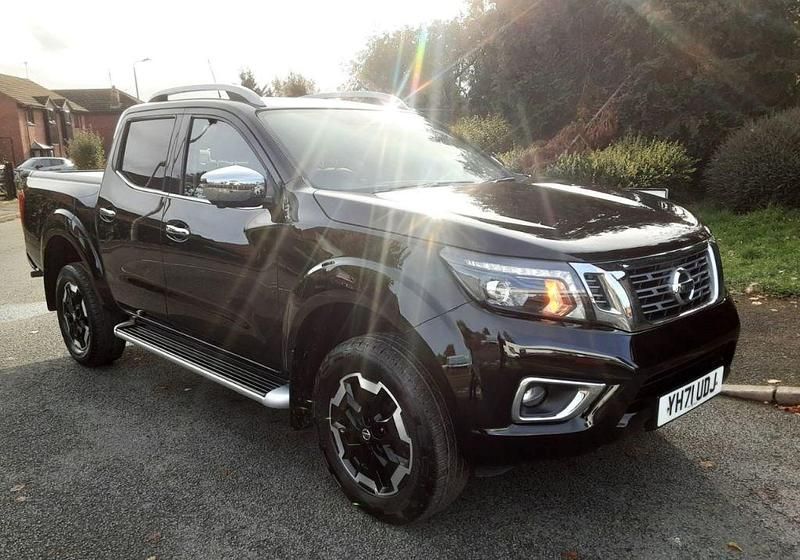 Black Used 2021 Nissan Navara Tekna Pickup | £19,000 (Fair price) - Image 1/4