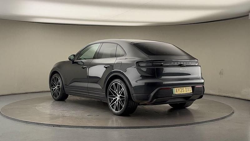 Used Porsche Macan 330 kW (449 HP) 2025 Black SUV