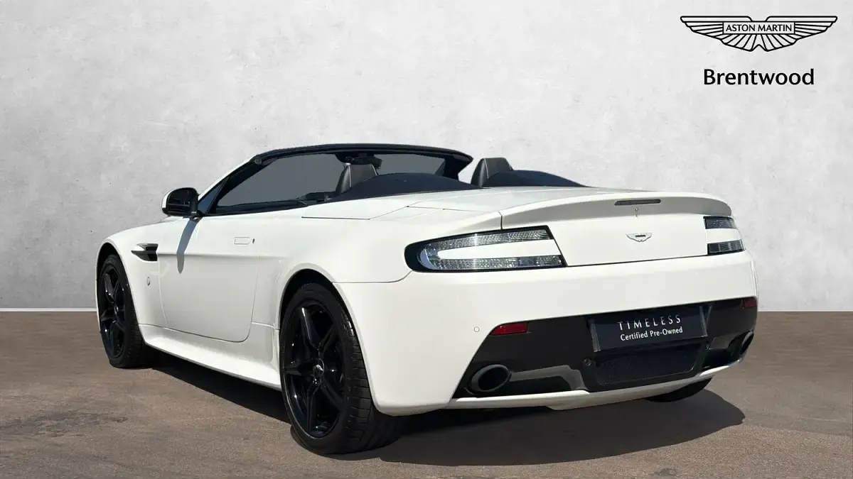 Used Aston Martin Vantage 430 HP (316 kW) 2018 White Coupe