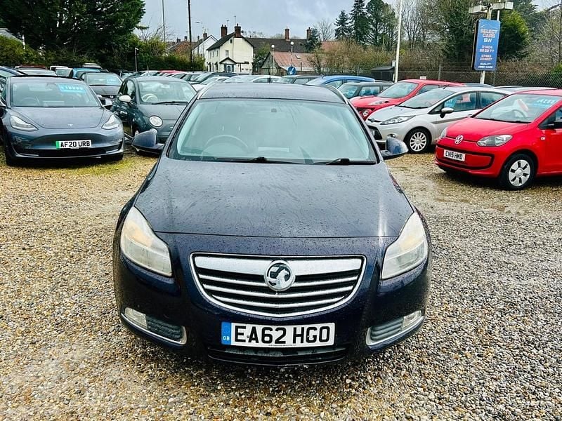 Used Vauxhall Insignia SRi 2012 Blue Estate
