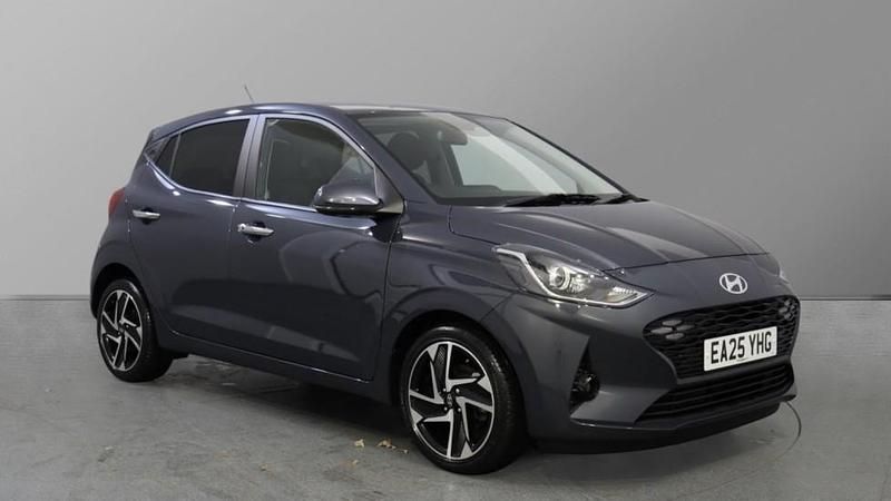Aurora grey Used 2025 Hyundai i10 Premium Hatchback | £16,506 (Fair price) - Image 1/4