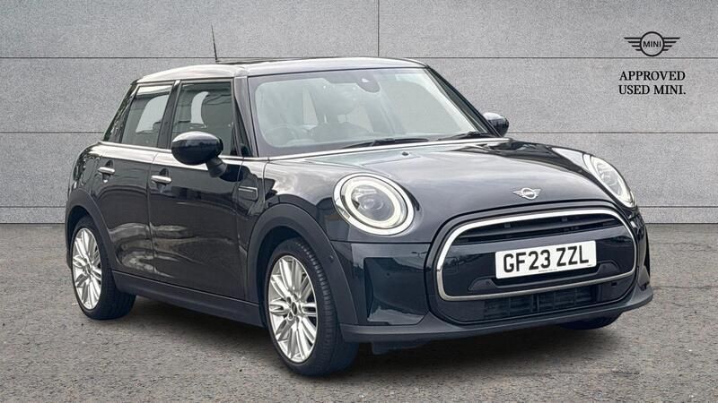 Black Used 2023 Mini Cooper Exclusive Hatchback | £23,234 (A bit pricey) - Image 1/3