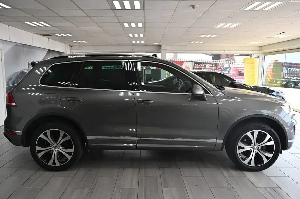 Used VW Touareg R-line 2015 Grey SUV