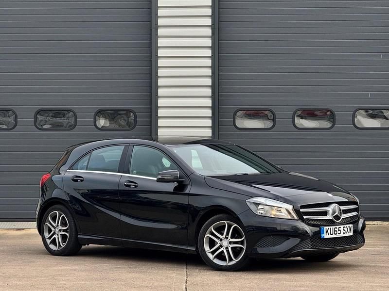 Used Mercedes A180 2015 Black Hatchback