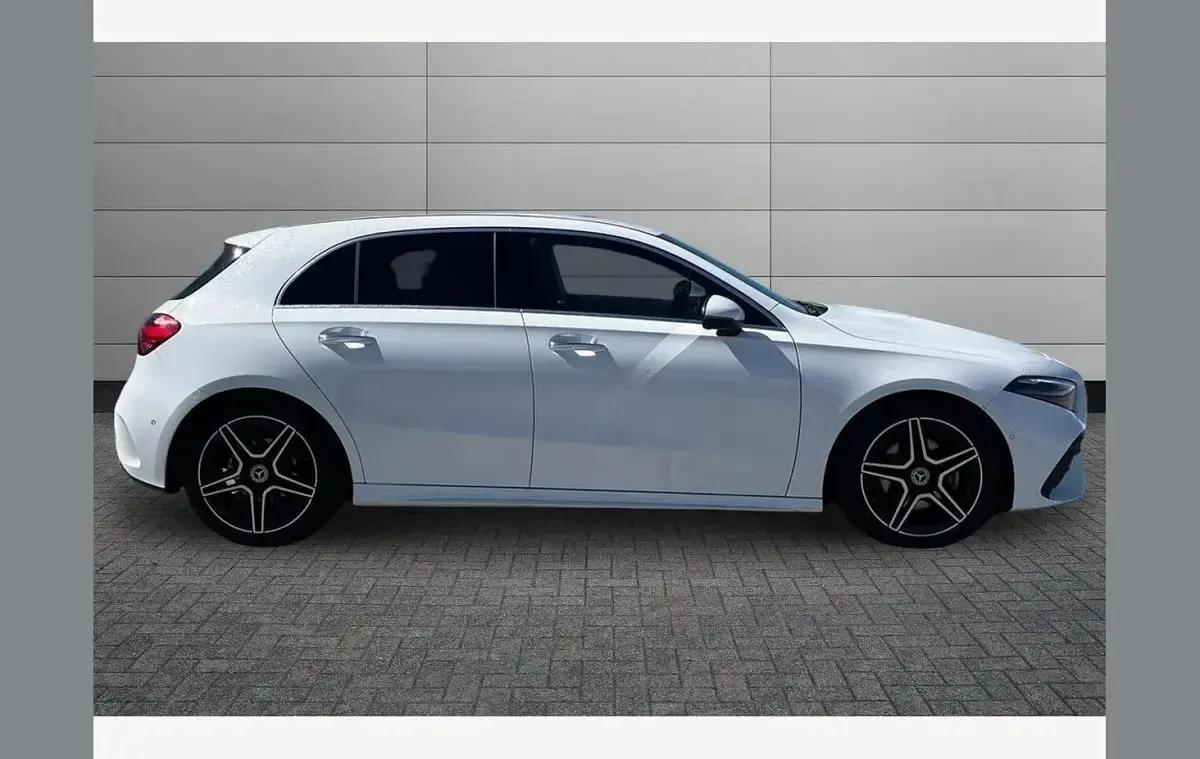 Used Mercedes A200 Executive 150 HP (110 kW) 2025 Polar white Hatchback