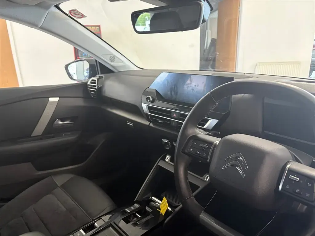 Used Citroën C4 PureTech 2024 White SUV