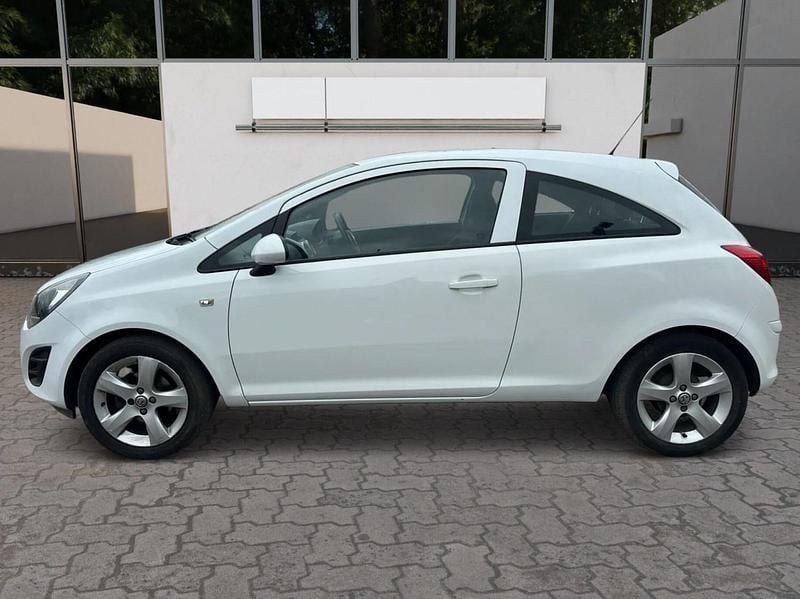 Used Vauxhall Corsa 2014 White Hatchback