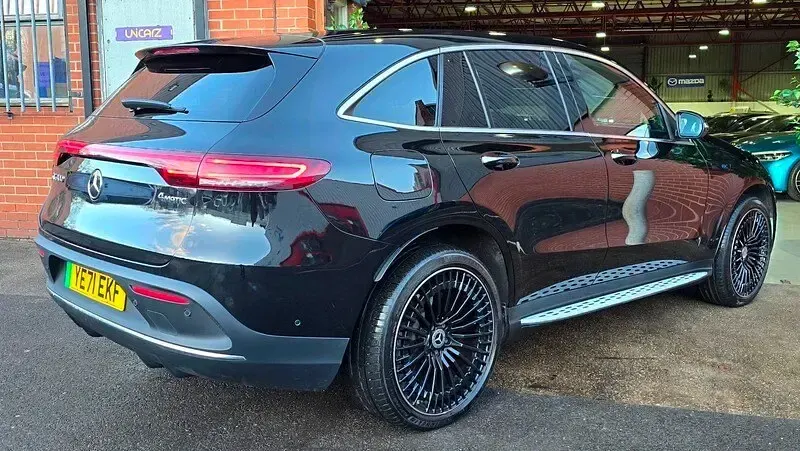 Used Mercedes EQC400 AMG Line Premium Plus 300 kW (408 HP) 2022 Black SUV