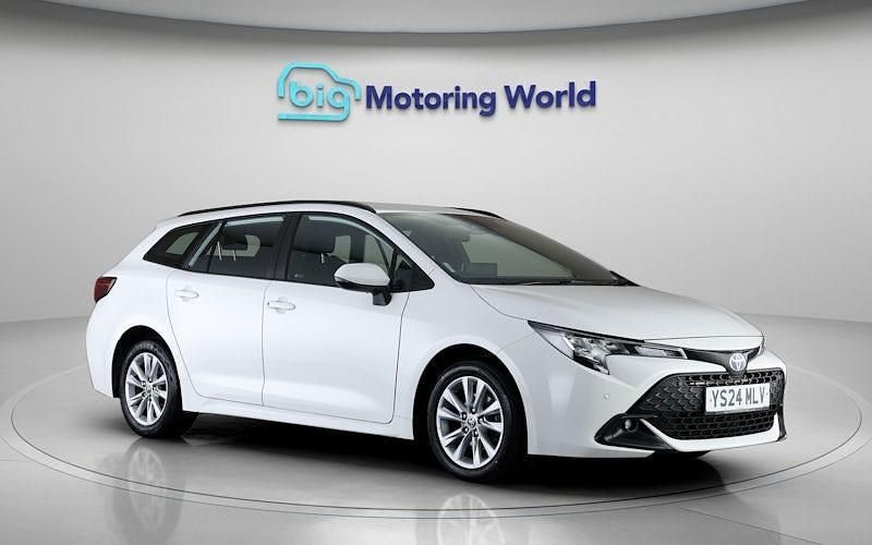 Used Toyota Corolla 140 HP (102 kW) 2026 Estate