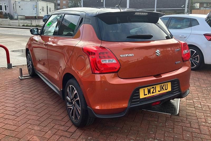 Used Suzuki Swift SZ5 83 HP (61 kW) 2021 Orange Hatchback