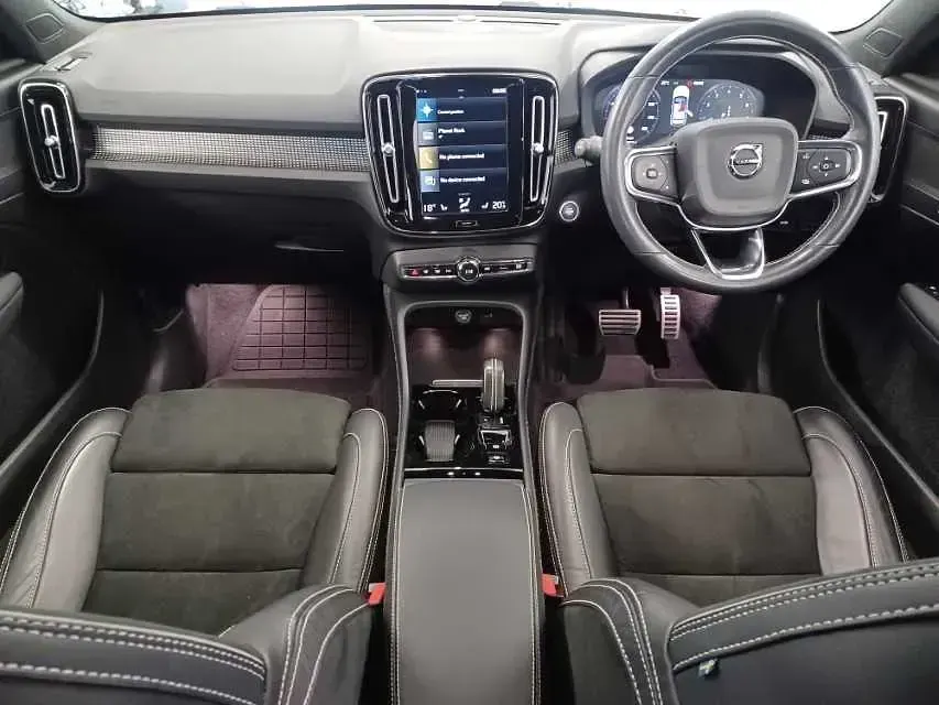 Used Volvo XC40 R-Design Pro 194 HP (142 kW) 2021 SUV
