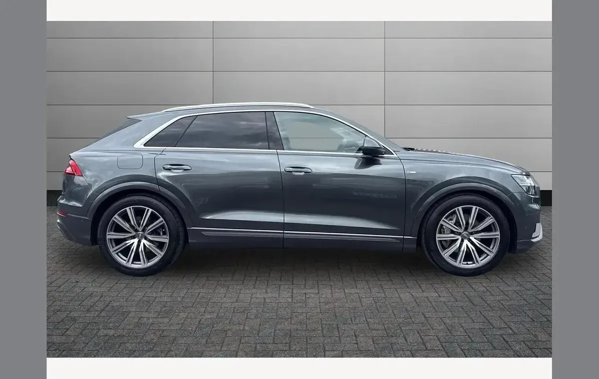Used Audi Q8 S-Line 286 HP (210 kW) 2020 Grey SUV