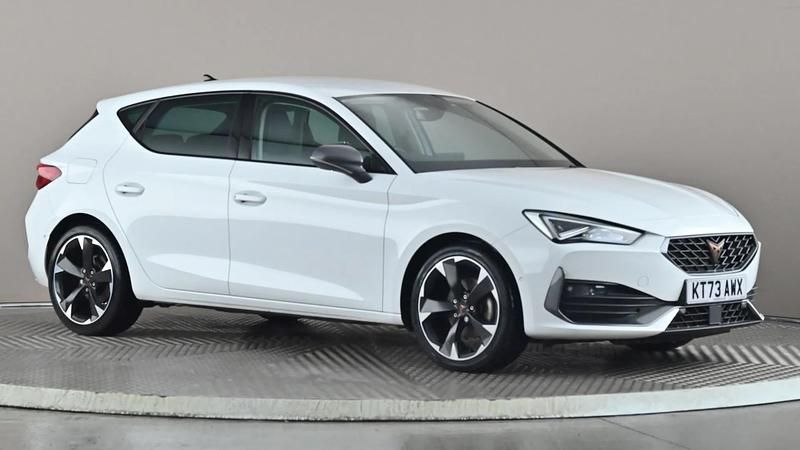 Used Cupra Leon 150 HP (110 kW) 2023 White Hatchback