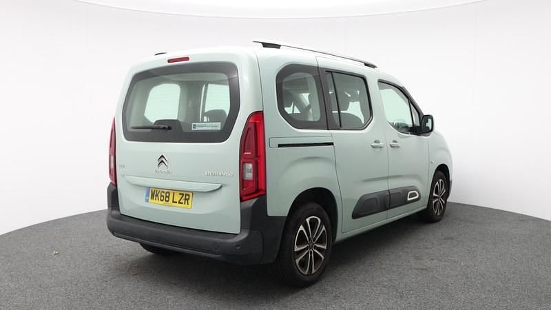 Used Citroën Berlingo Flair 130 HP (95 kW) 2018 Green MPV