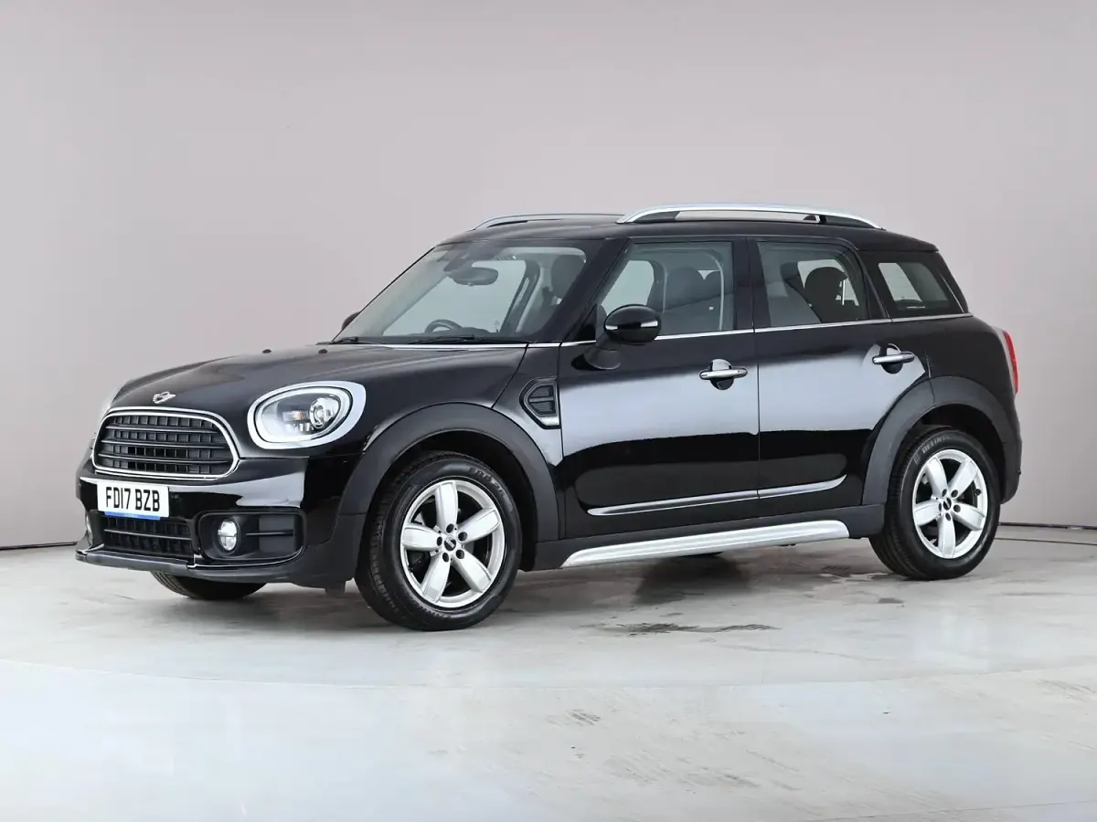 Used Mini Cooper D Countryman 2017 Black SUV