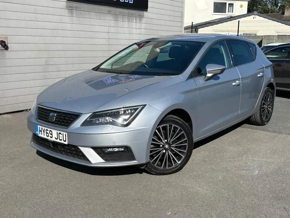 Used Seat Leon XCELLENCE Lux 150 HP (110 kW) 2019 Silver Hatchback