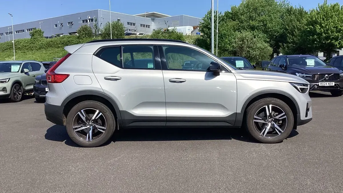 Used Volvo XC40 Plus 2022 Silver SUV