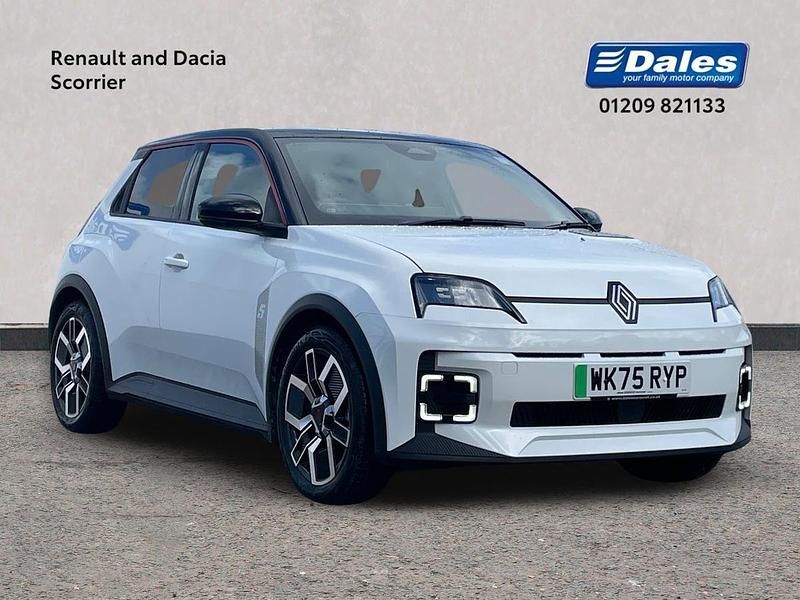 White New 2025 Renault R5 Urban Hatchback | £24,000 - Image 1/3